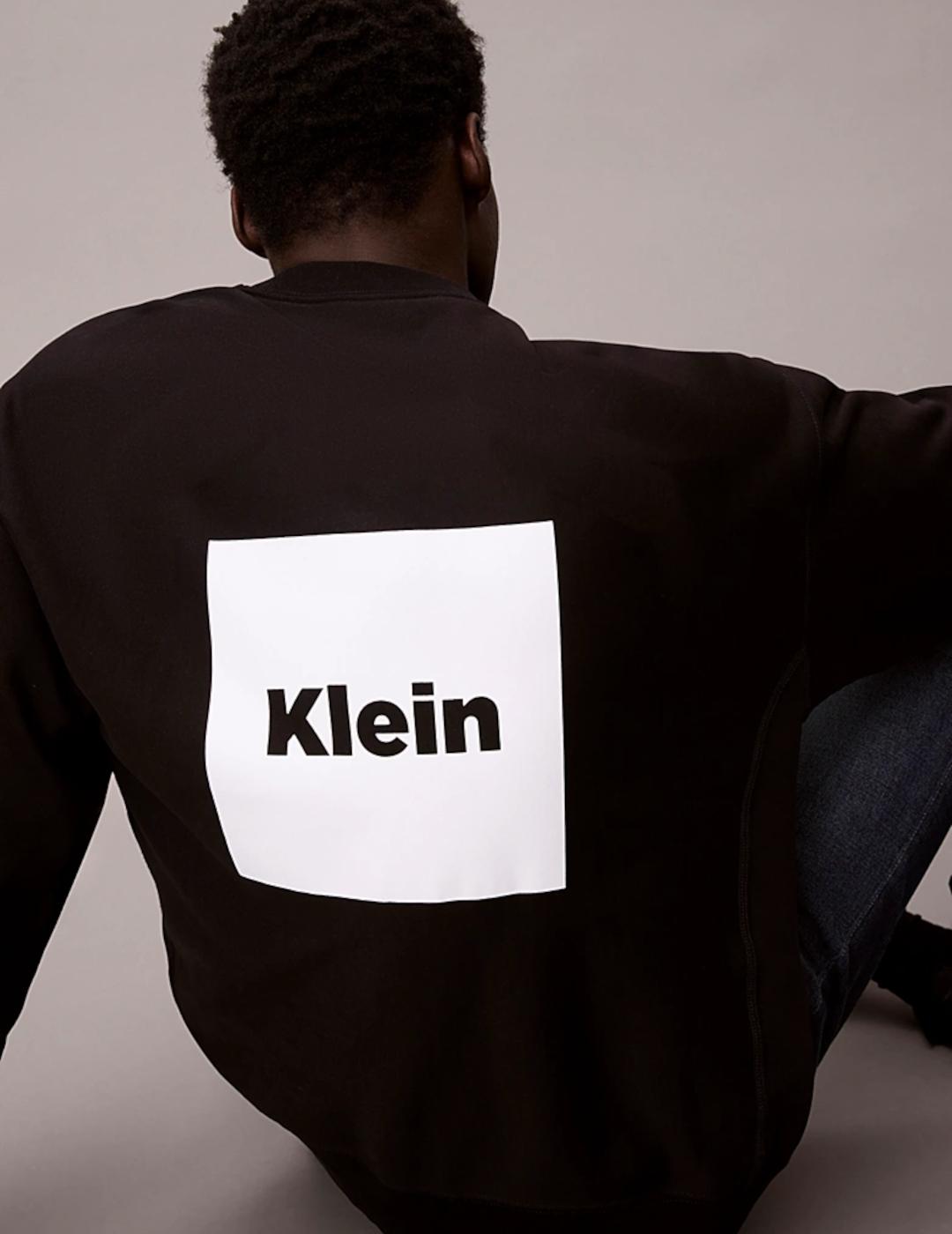 CALVIN KLEIN SUDADERA NEGRA PREMIUM