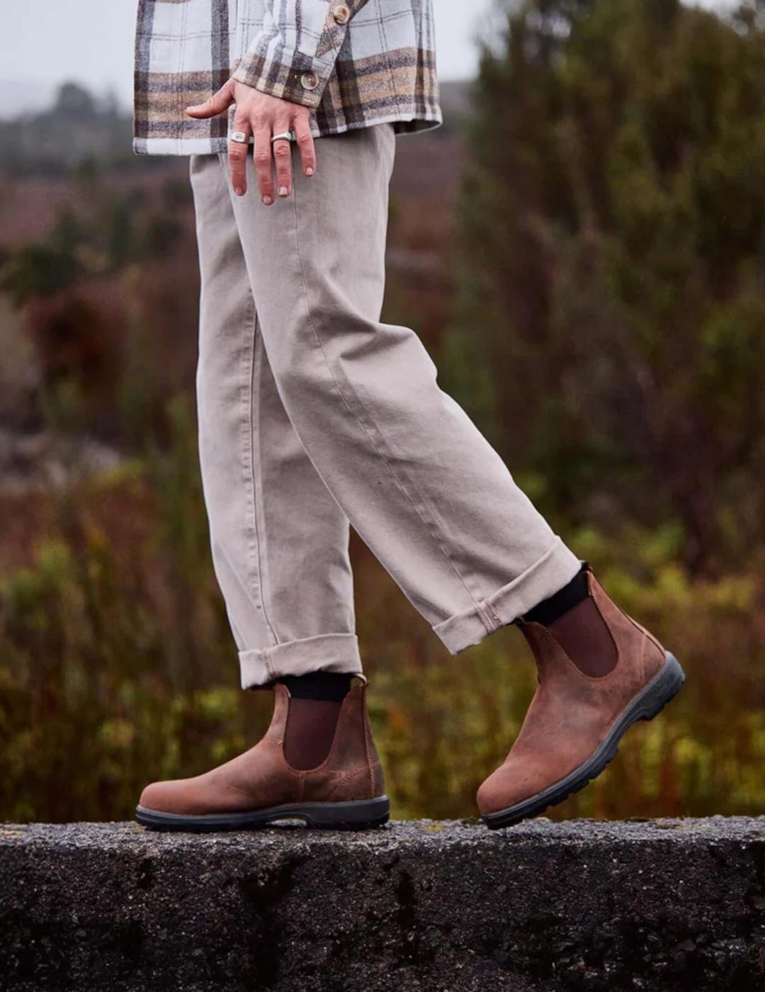 BLUNDSTONE BOTA 2544 TEAK