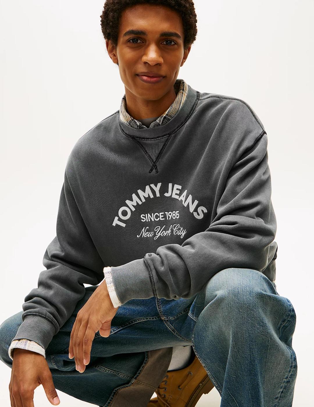 TOMMY SUDADERA GRIS REG GMD APPLIQUE